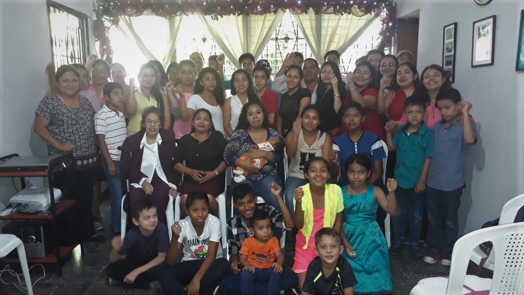 2018 Christmas Worship Service around the World - El SALVADOR