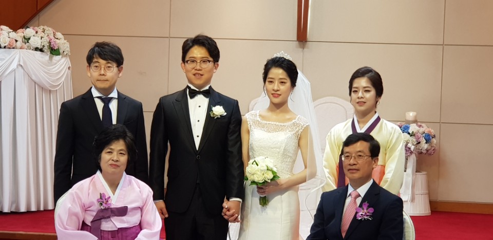 A Beautiful Wedding between Keunhee Park & Sarah Yoon, KOREA
