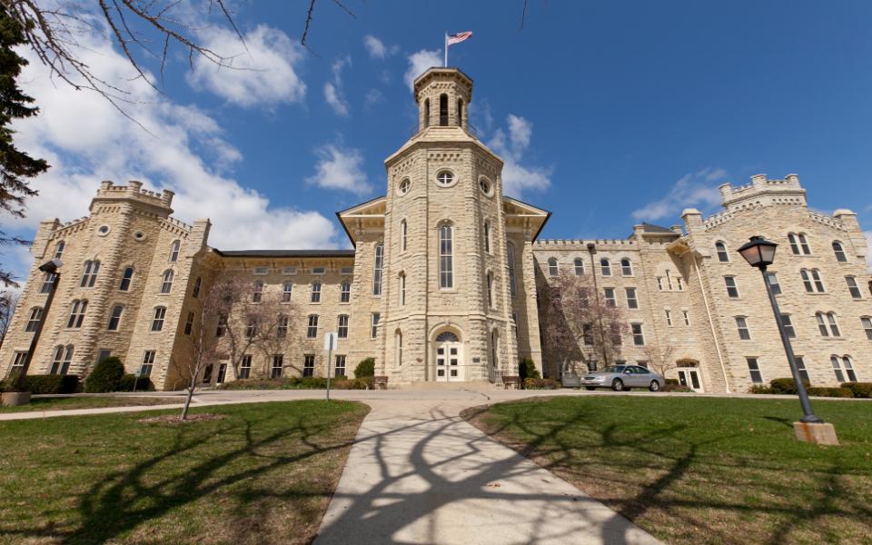 UBF Partnership with Wheaton College - Educational Opportunity, Chicago, USA