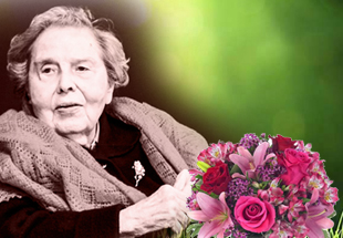 (Chicago/Video) Mother's Day Greetings from Sarah Barry