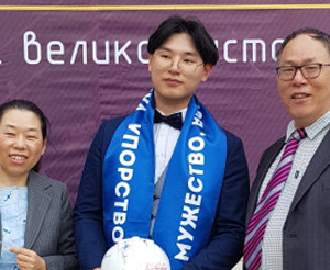 (RUSSIA) C*alvin Kim Received an Award from Moscow State Bauman Institute of Technology