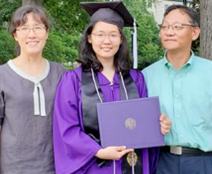 (USA) G*race Baik, a Recent Graduate from Northwestern University, Moved to Madison to Serve Madison University