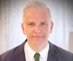 (USA) Pastor Mark Vucekovich Elected as Senior Pastor of Chicago UBF