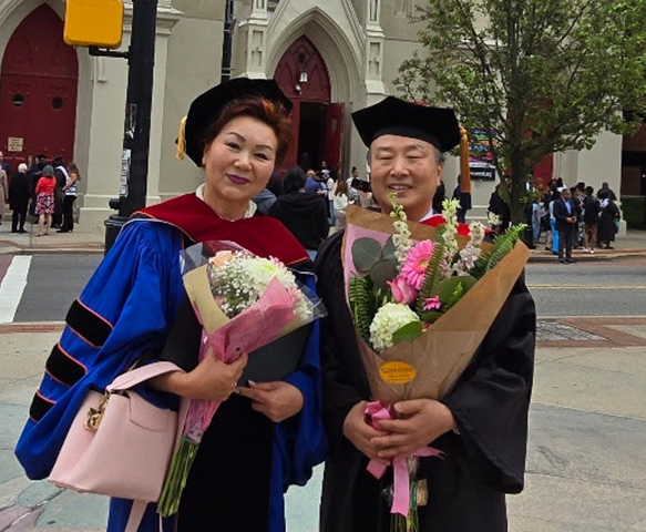 (USA) New Jersey UBF Celebrated Two New Doctorates - Dr Grace P. and Dr. Joseph L.