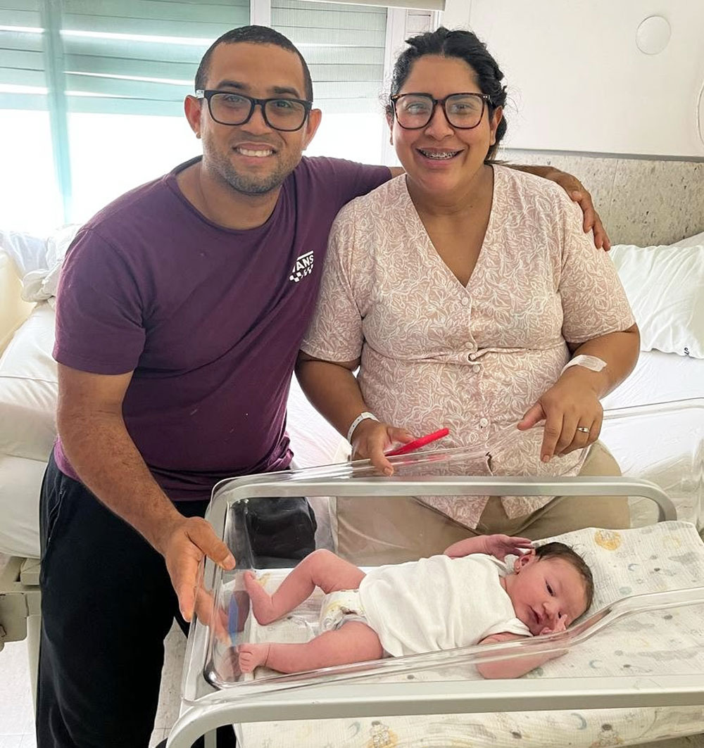 (ARGENTINA) Thank God for the First Daughter Born to the VIVAS Family, Missionaries in La Plata