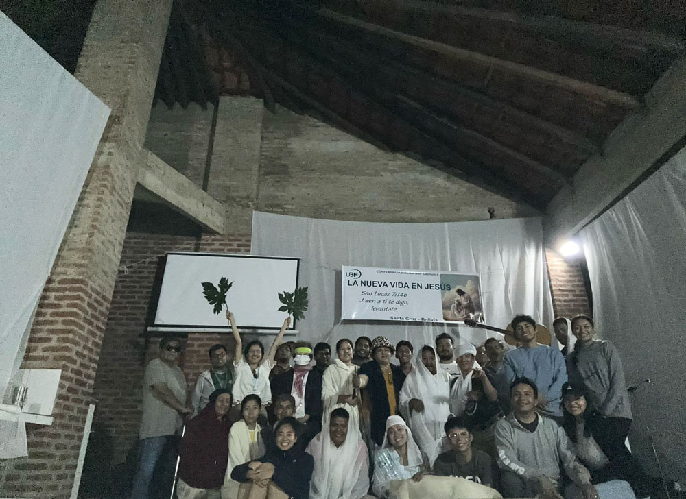 (BOLIVIA) 10 New Members Joined Santa Cruz 2's Summer Conference titled "New Life in Jesus"
