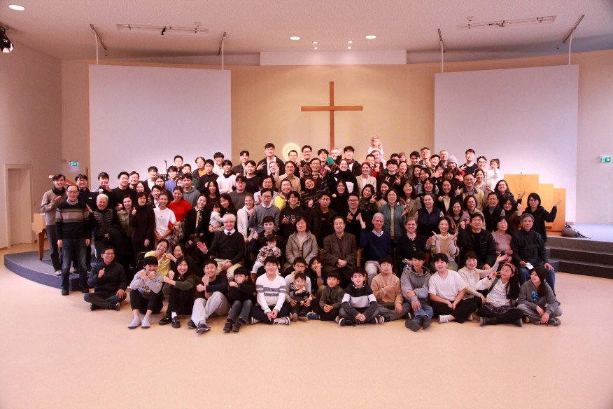 (SOUTHERN GERMANY) 120 from Southern Germany Gathered Together for an Autumn Bible Conference
