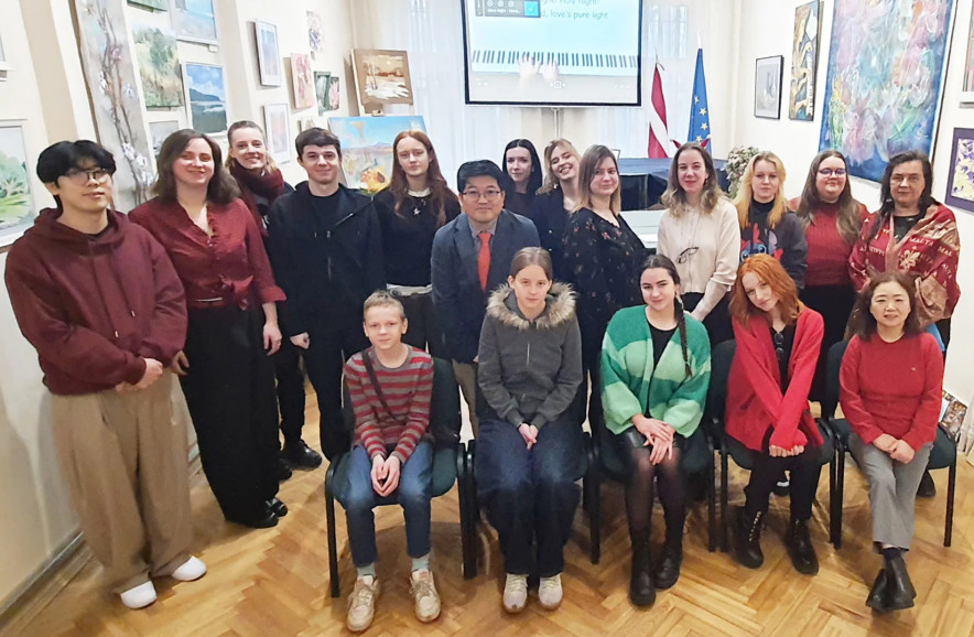 (LATVIA) They Will Call Him Immanuel: Riga UBF’s Christmas Worship Service
