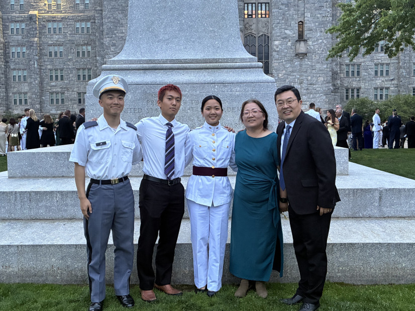 (USA) Houston UBF Celebrates West Point Military Academy Graduation